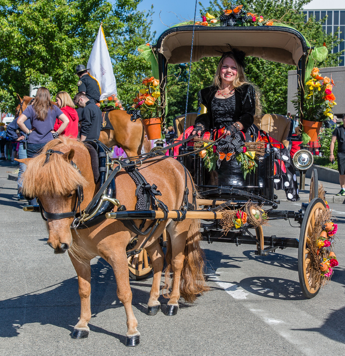 130608-Grand Floral Parade 2013-075