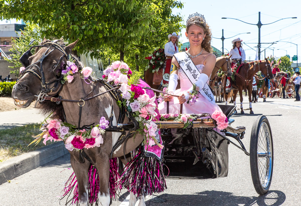 130608-Grand Floral Parade 2013-170